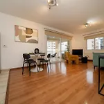 2 Bedroom Flat In Center Apartman Nicosia