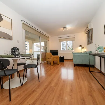 شقة 2 Bedroom Flat In Center نيقوسيا