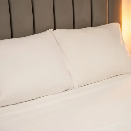 شقة 2 Bedroom Flat In Center *