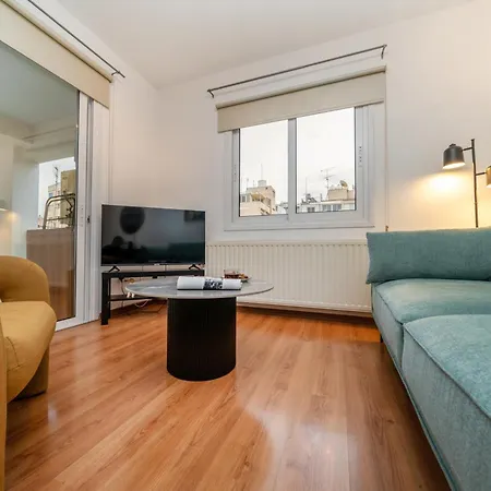 2 Bedroom Flat In Center نيقوسيا