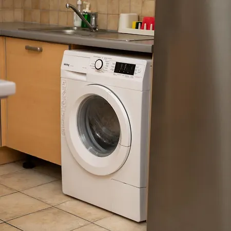 2 Bedroom Flat In Center *