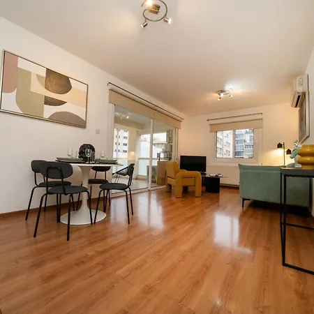 شقة 2 Bedroom Flat In Center