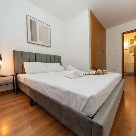شقة 2 Bedroom Flat In Center