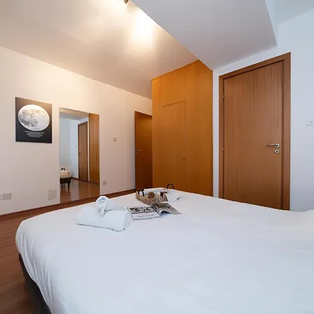 شقة 2 Bedroom Flat In Center نيقوسيا