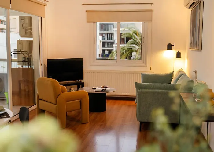 2 Bedroom Flat In Center Lägenhet *