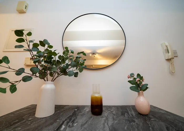 2 Bedroom Flat In Center