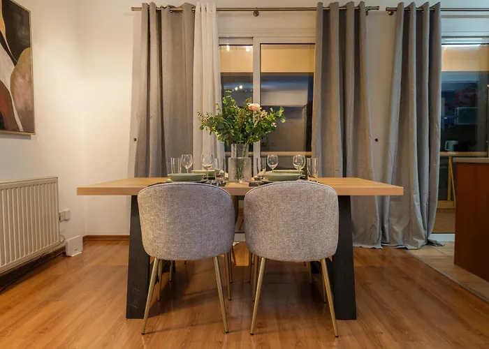 2 Bedroom Flat In Center Lägenhet