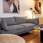 2 Bedroom Flat In Center Appartement