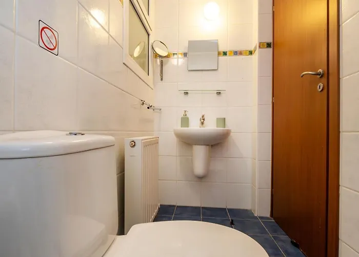 Διαμέρισμα 2 Bedroom Flat In Center