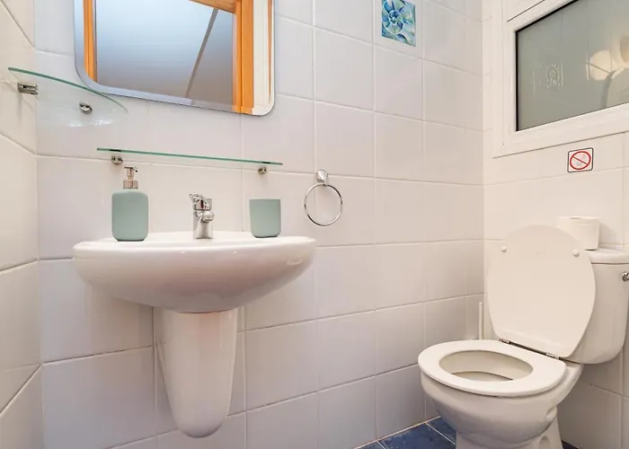 2 Bedroom Flat In Center Διαμέρισμα Λευκωσία